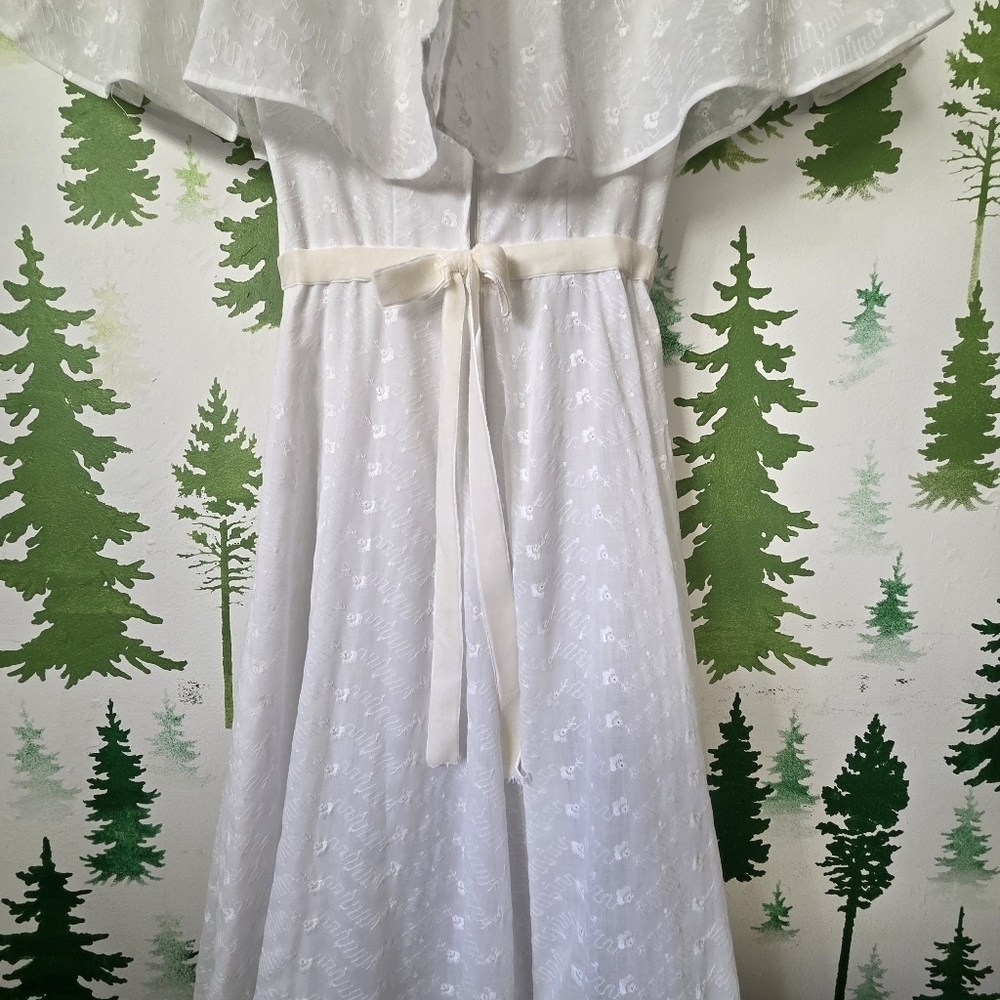 White Ruffled Prairie Dress - Picture 3 of 14